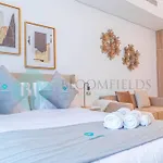 Bloomfields Stylish Stu In Thalassa Beach Front